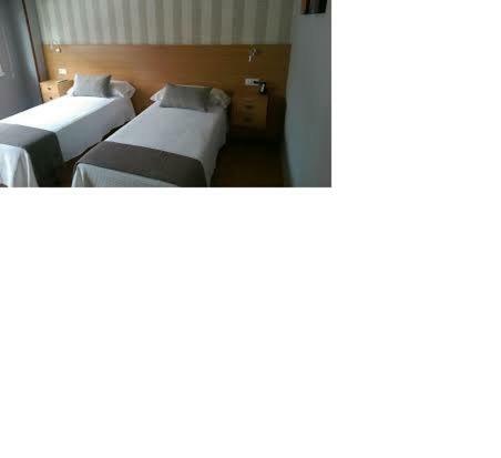Hostal Crisol 拉科鲁尼亚 外观 照片